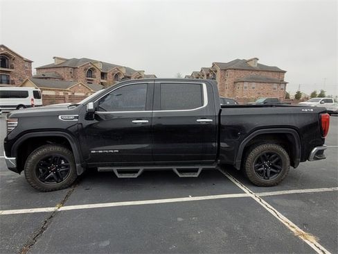 Used 2022 GMC Sierra 1500 SLT w/ SLT Convenience Package image 5