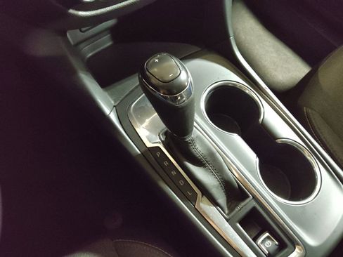 Used 2020 Chevrolet Equinox LT image 26