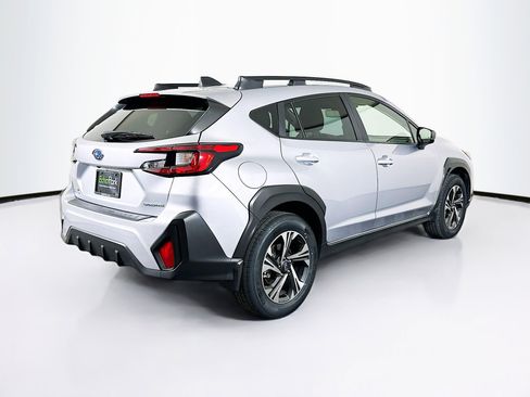 Used 2024 Subaru Crosstrek 2.0i Premium image 9