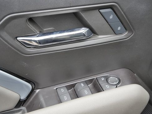 Used 2024 Chevrolet Colorado ZR2 image 34