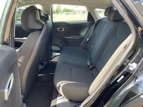 New 2026 Kia K4 FWD image 10
