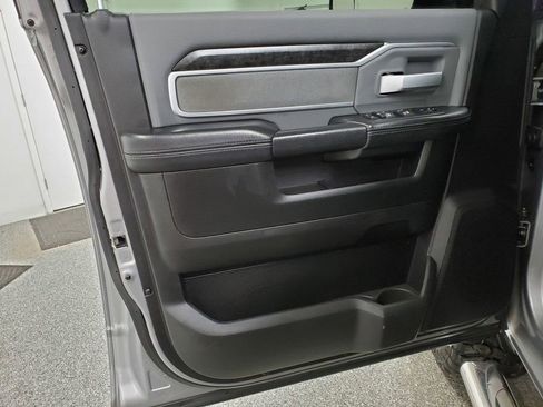 Used 2019 RAM 2500 Big Horn image 14