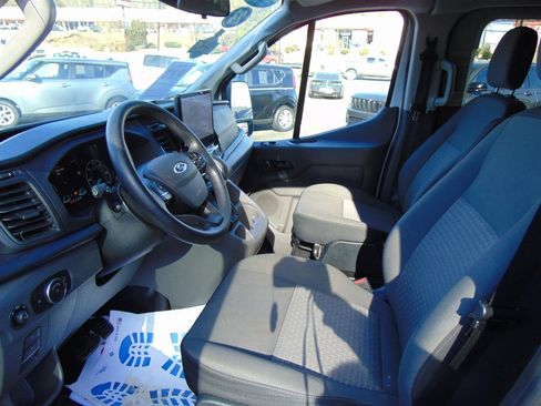 Used 2023 Ford Transit 350 XLT image 23