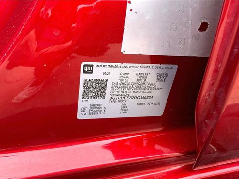 Used 2024 GMC Sierra 1500 AT4 w/ Technology Package image 36