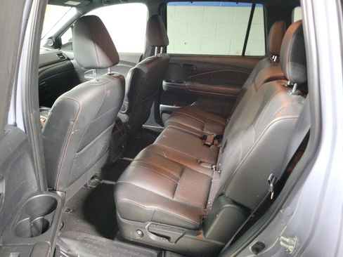 Used 2022 Honda Pilot TrailSport image 20