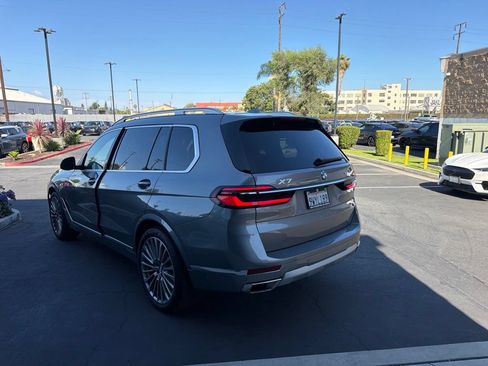 Used 2026 BMW X7 xDrive40i w/ Premium Package AWD/4WD image 9