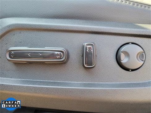 Used 2025 Honda Pilot EX-L image 19