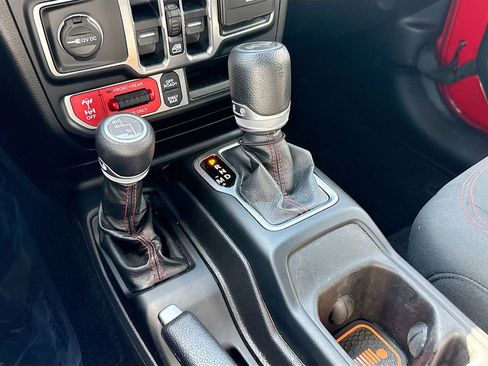 Used 2021 Jeep Wrangler Unlimited Rubicon image 18