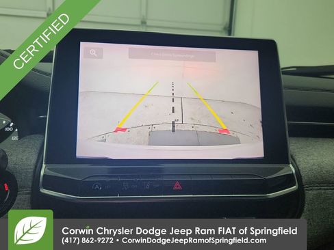 Used 2023 Jeep Compass Latitude image 16