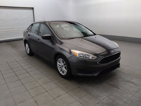 Used 2018 Ford Focus SE FWD image 13