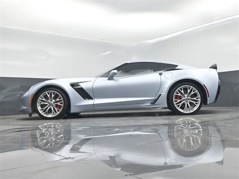 Used 2017 Chevrolet Corvette Z06 image 46