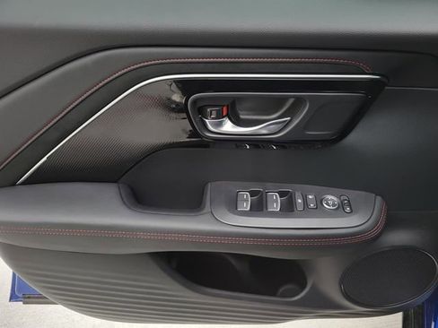 Used 2025 Acura ADX A-Spec image 16