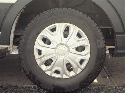Used 2024 Ford Transit 250 Low Roof w/ Exterior Upgrade Package RWD image 24