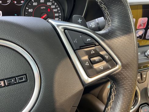 Used 2018 Chevrolet Camaro SS RWD image 29