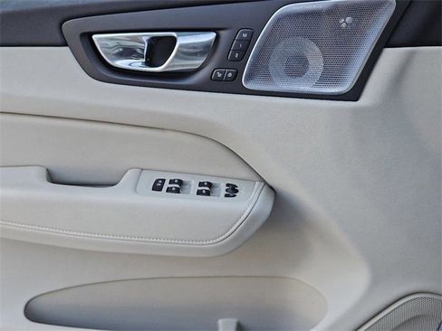 Used 2025 Volvo XC60 T8 Ultra w/ Protection Package Premier image 26