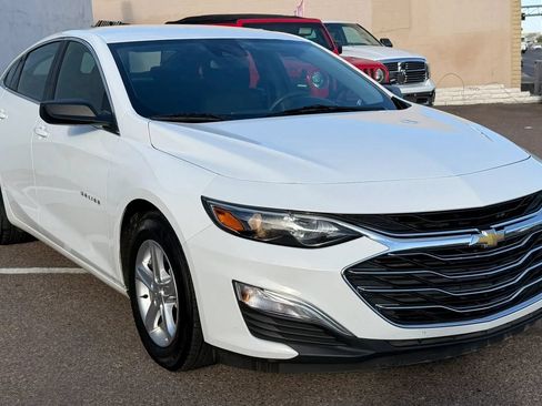 Used 2023 Chevrolet Malibu LS FWD image 11