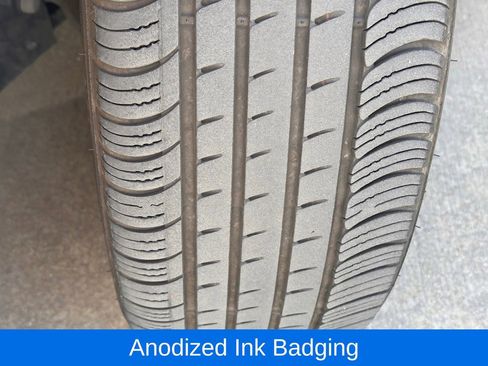 Used 2024 Chrysler Pacifica Select image 5