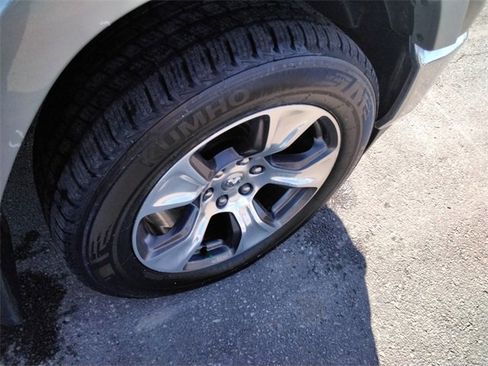 Used 2019 RAM 1500 Laramie image 16