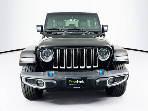 Used 2023 Jeep Wrangler Sahara image 2