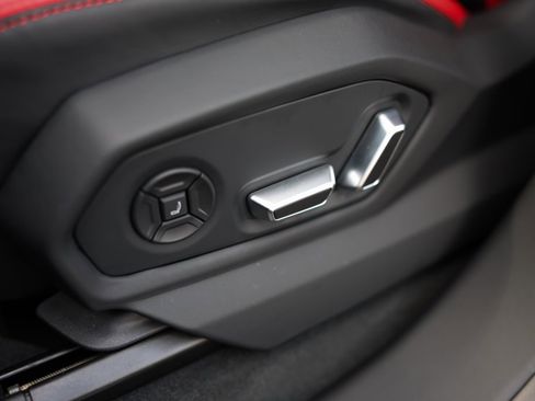 Used 2024 Lamborghini Urus Performante image 46