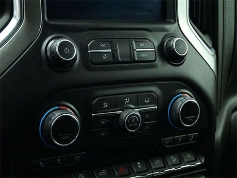 Used 2019 Chevrolet Silverado 1500 LTZ w/ LTZ Premium Package image 24