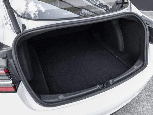 Used 2022 Tesla Model 3 Long Range AWD/4WD image 50