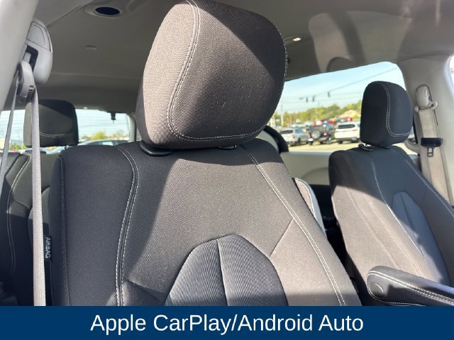 Used 2023 Chrysler Voyager LX FWD image 32