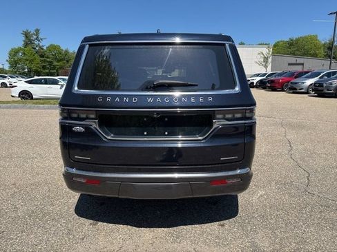 Used 2022 Jeep Grand Wagoneer Series III w/ Rear Seat Video Group 1 AWD/4WD image 6