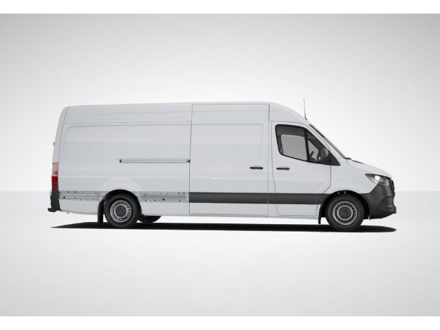 Used 2025 Mercedes-Benz Sprinter 2500 image 15