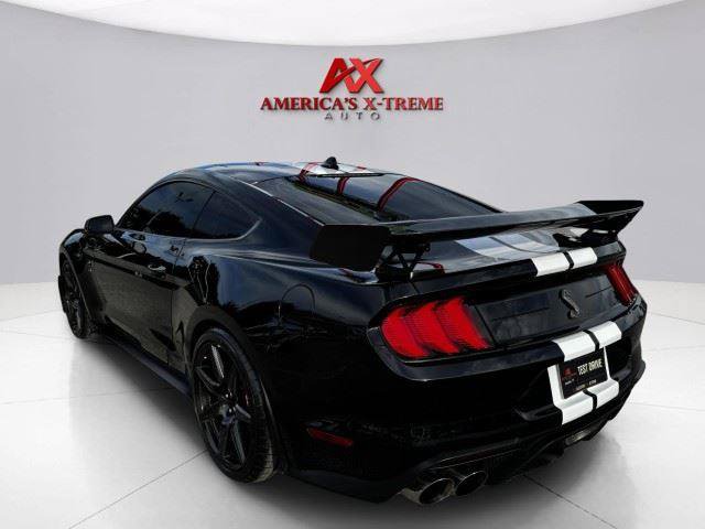 Used 2021 Ford Mustang Shelby GT500 w/ Carbon Fiber Track Pack RWD image 5