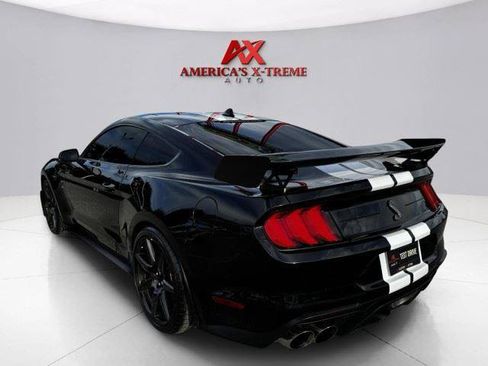 Used 2021 Ford Mustang Shelby GT500 w/ Carbon Fiber Track Pack RWD image 5