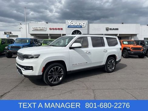 Used 2022 Jeep Grand Wagoneer Series III w/ Rear Seat Video Group 1 AWD/4WD image 1