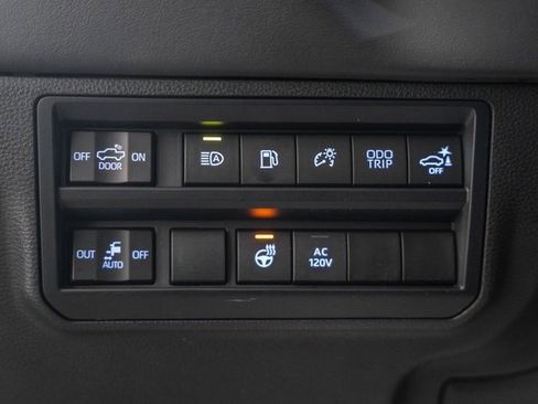 Used 2023 Toyota Tundra Platinum image 48