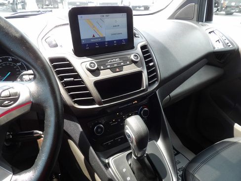 Used 2023 Ford Transit Connect XL FWD image 21