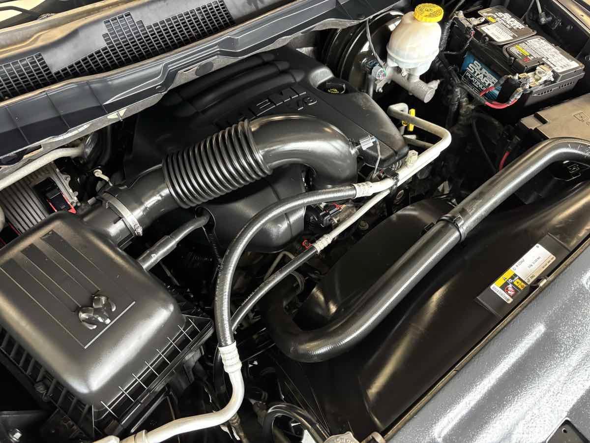 Used 2018 RAM 1500 Classic SLT AWD/4WD image 28