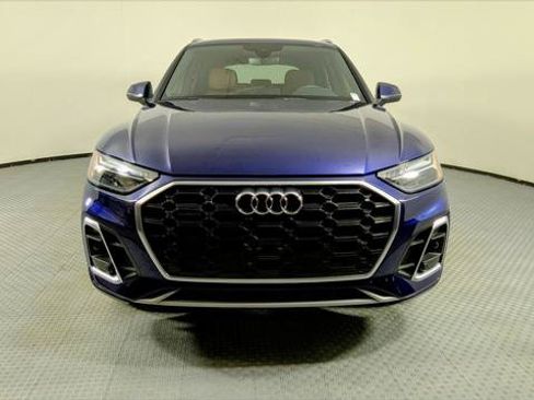 Used 2023 Audi Q5 2.0T Premium w/ Convenience Package AWD/4WD image 11