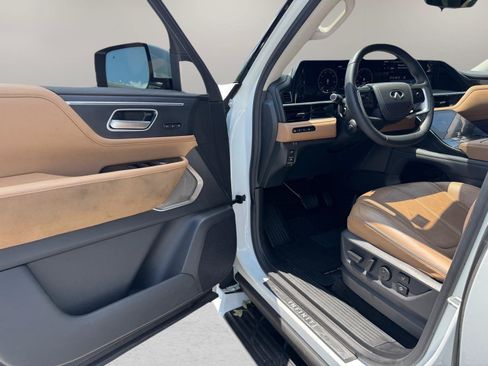 Used 2025 INFINITI QX80 Sensory w/ Exterior Package AWD/4WD image 19