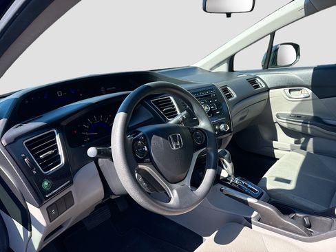 Used 2013 Honda Civic LX image 25