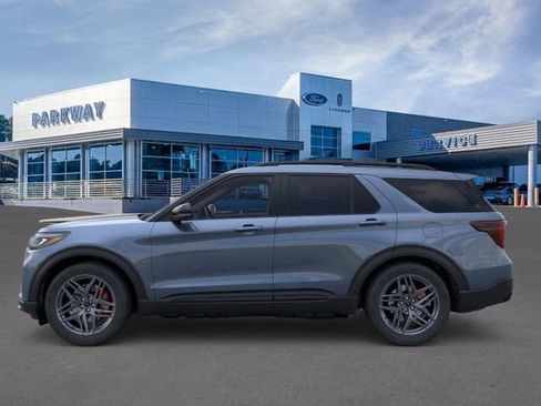 New 2026 Ford Explorer ST image 3