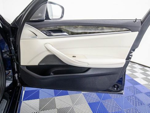 Used 2020 BMW 540i xDrive w/ M Sport Package image 15