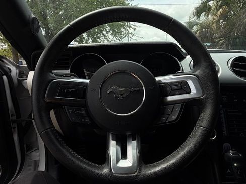 Used 2015 Ford Mustang GT Premium image 14