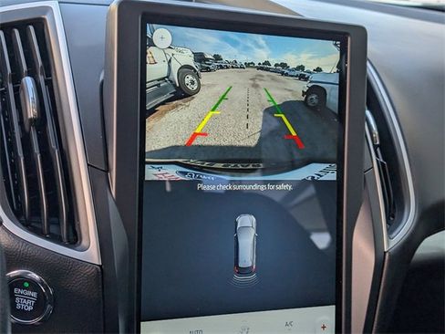 Certified 2023 Ford Edge SE w/ Black Appearance Package image 14