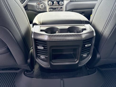 New 2026 RAM 1500 Big Horn AWD/4WD image 40