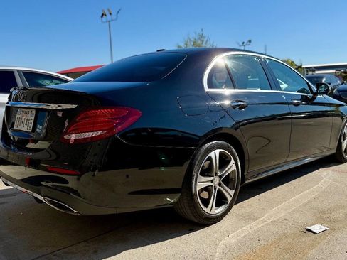 Used 2017 Mercedes-Benz E 300 E 300 4dr Sedan image 8