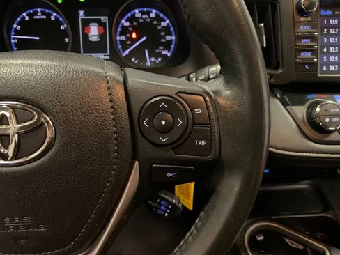 Used 2017 Toyota RAV4 XLE image 24