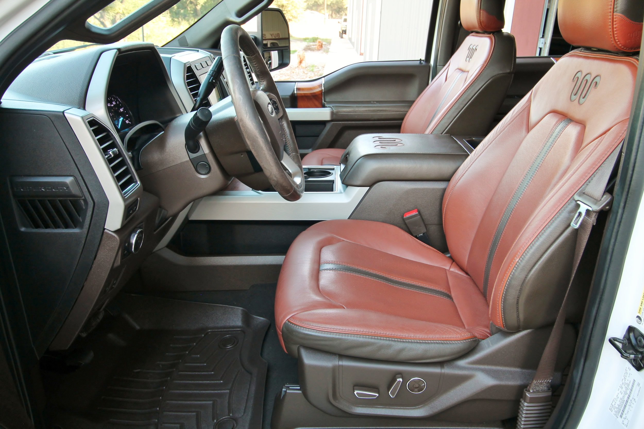 Used 2019 Ford F350 King Ranch w/ King Ranch Ultimate Package AWD/4WD image 23