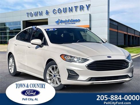 Certified 2020 Ford Fusion SE image 1