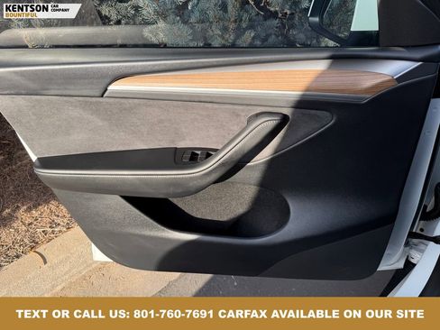 Used 2024 Tesla Model Y Long Range image 18