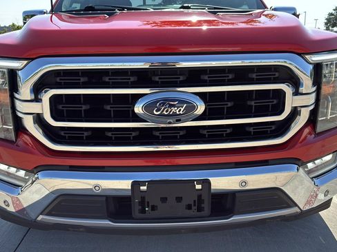 Used 2021 Ford F150 XLT w/ Equipment Group 302A High RWD image 5