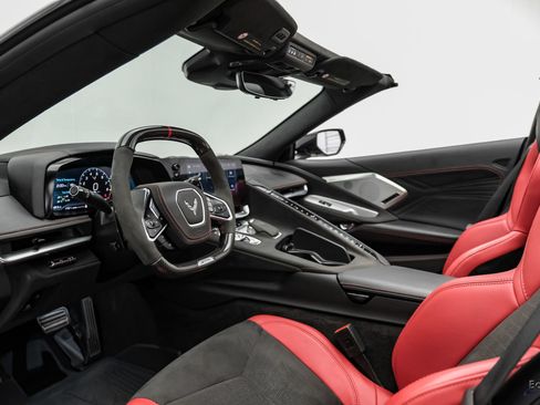 Used 2024 Chevrolet Corvette Z06 RWD image 45